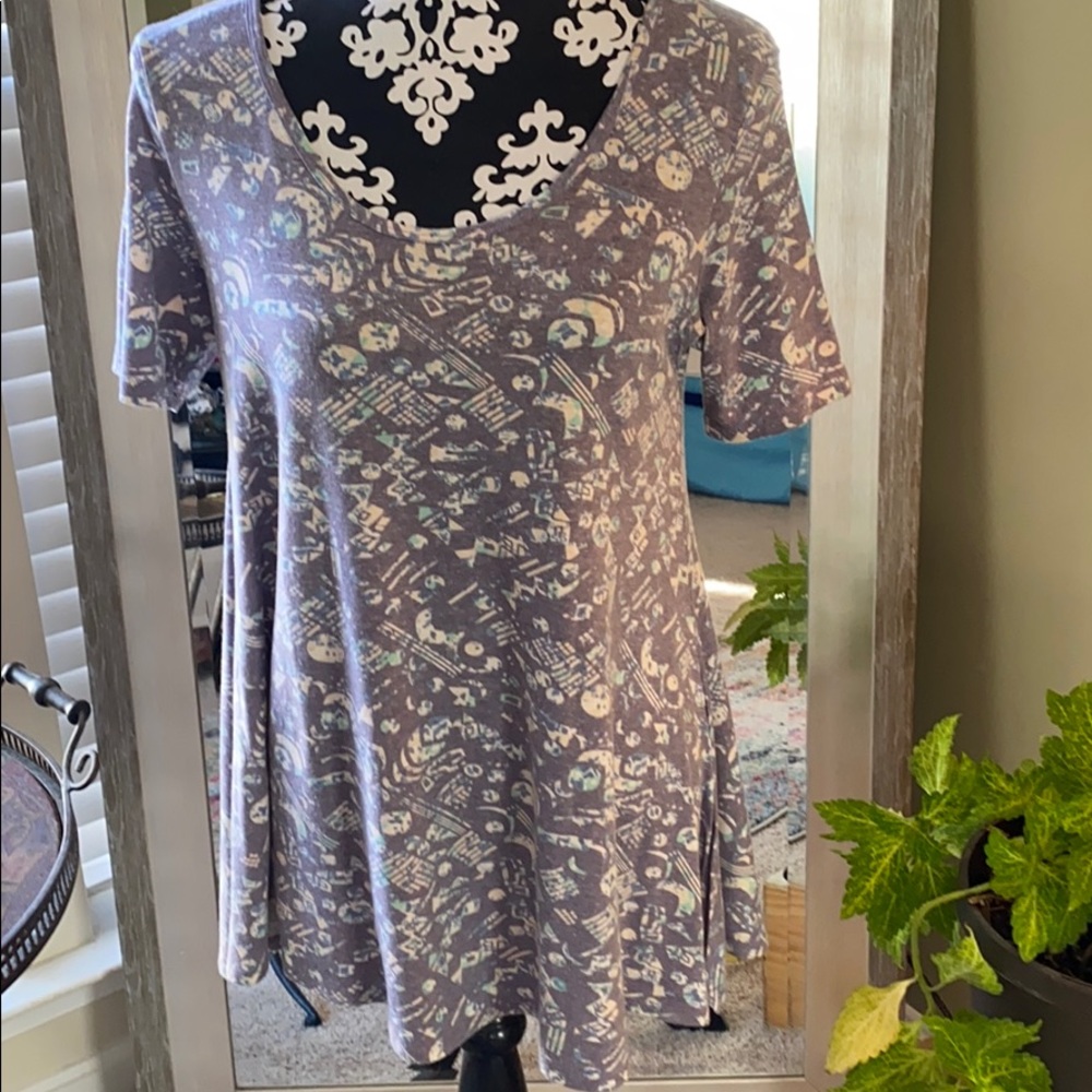 LulaRoe top